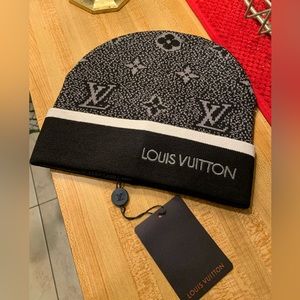 Nwt Louis Vuitton beanie